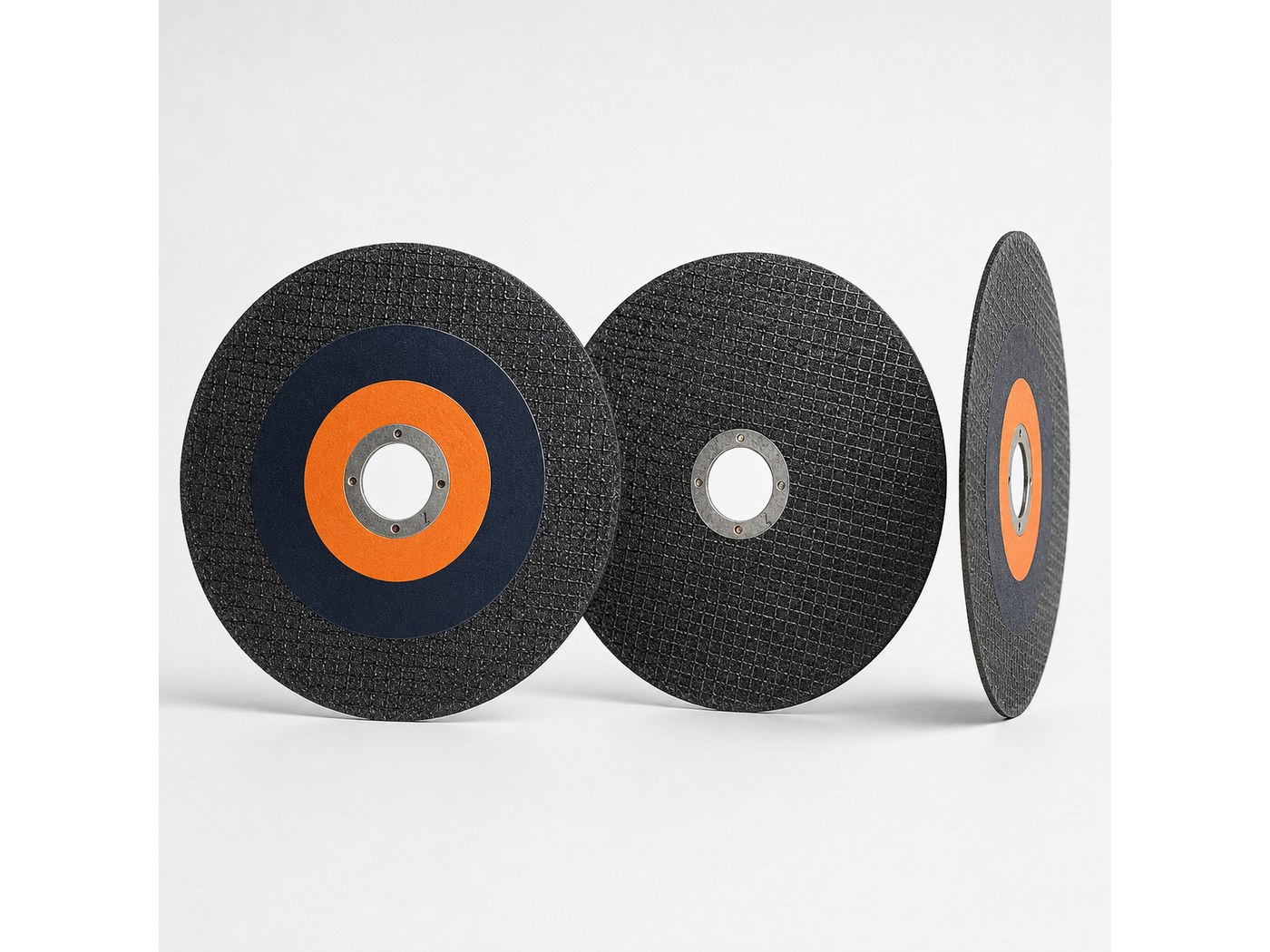Reinforced flat cut-off wheels in front and side views